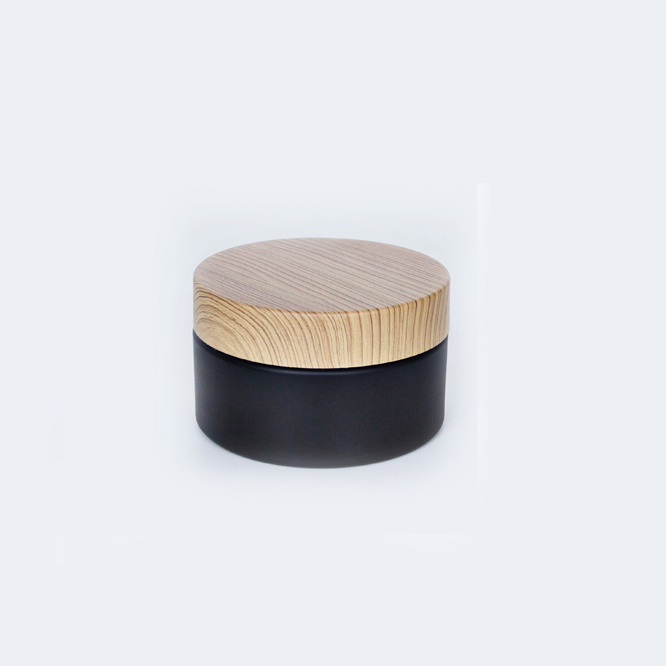 Wholesale 10g 15g 30g 50g 100g Cosmetic Container Frosted Black Plastic Jar With Bamboo Lids