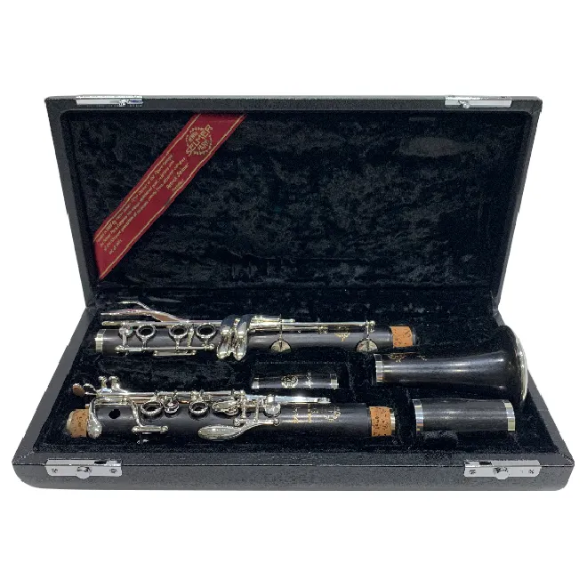 Experienced used high good quality clear wood types clarinet
