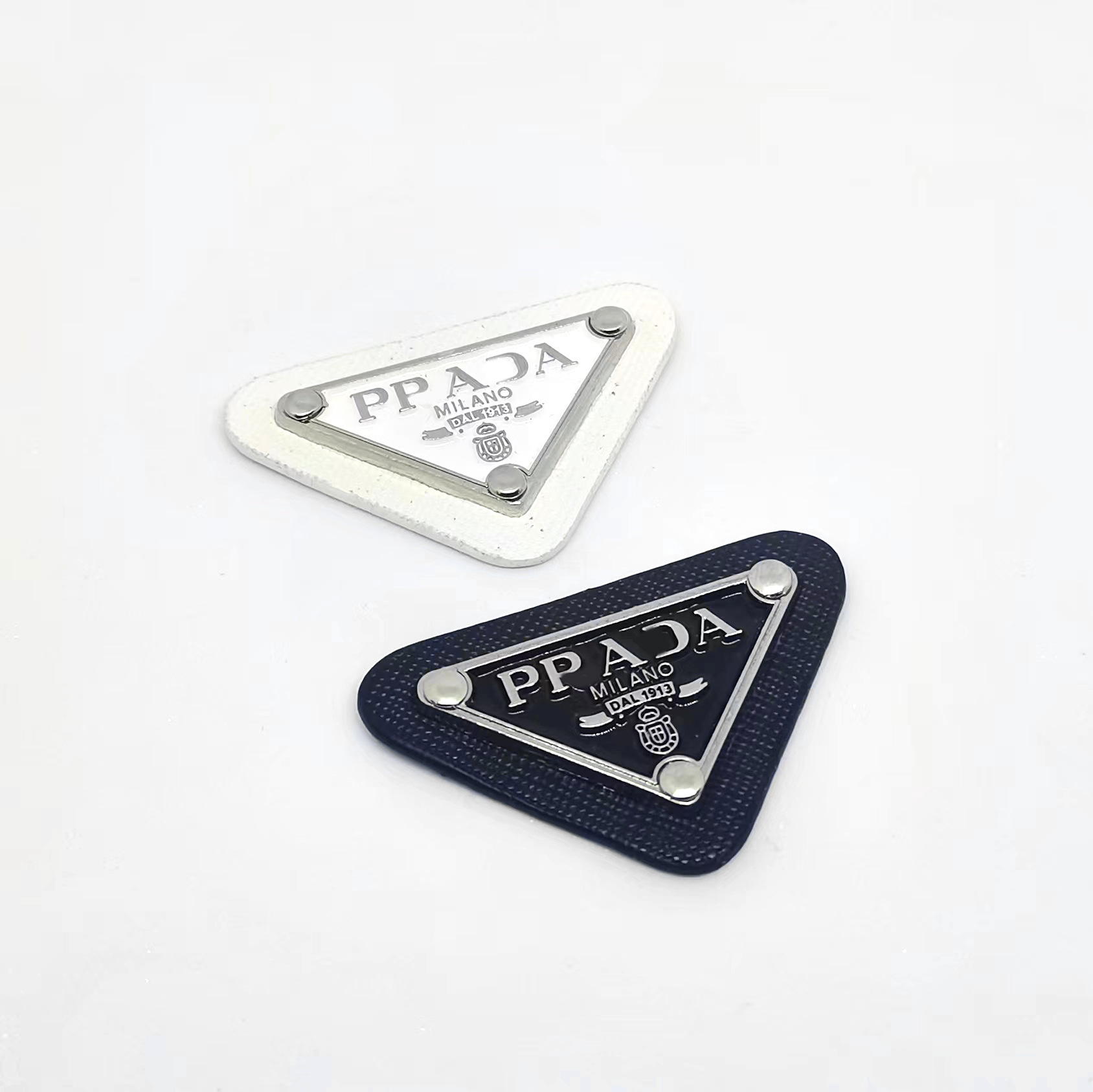 Wholesale Famous Brand Logo Bag Accessories Metal Logo Leather Patch For Bag Purse Jeans