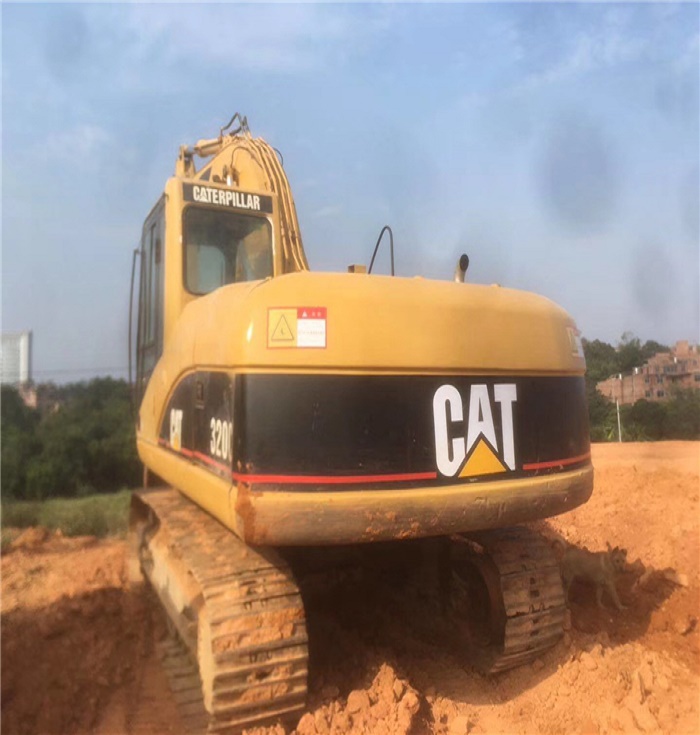 Б/у Новое поступление, сделано в Японии, экскаватор CAT 320C, хорошая распродажа
