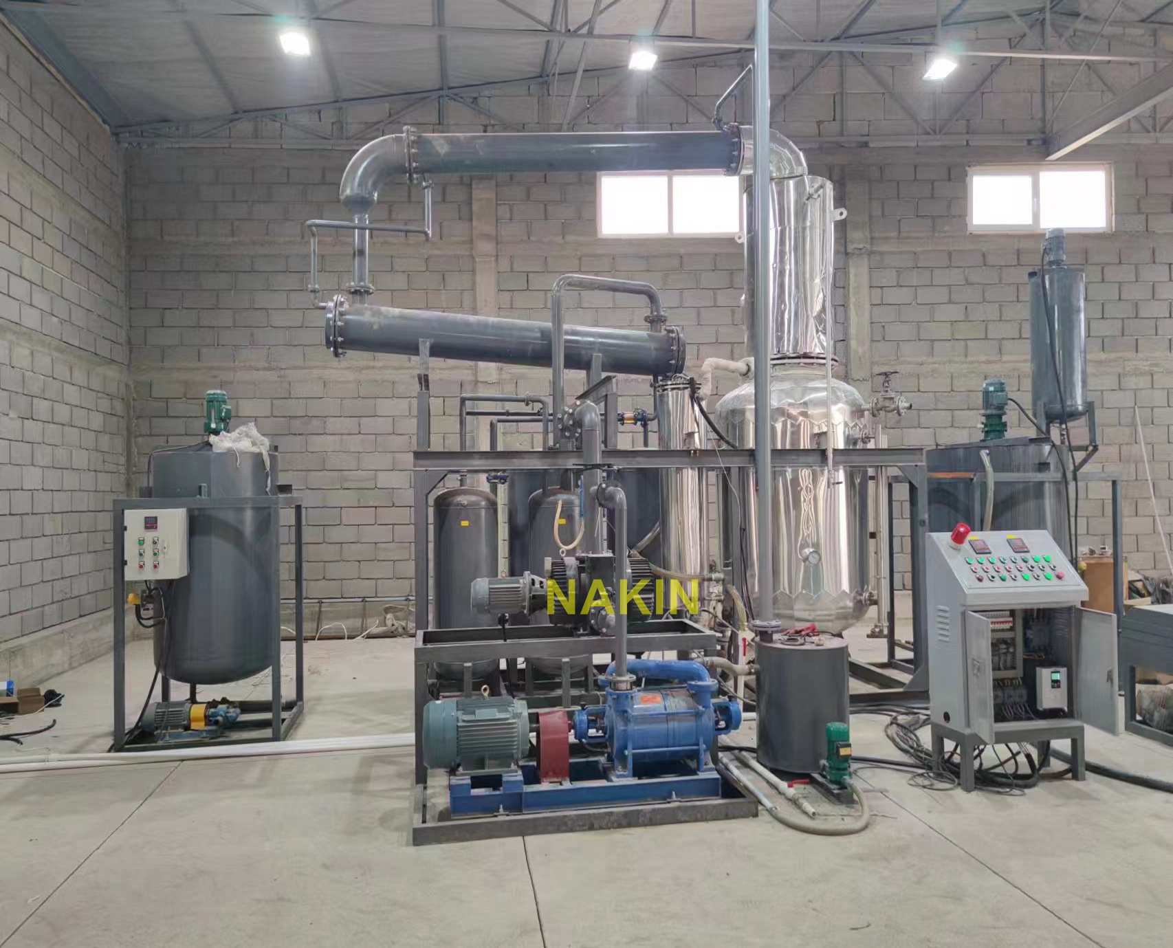 Small Business Refinery Of Burnt Oil Into Base Oil Used Oil Recycling Machine