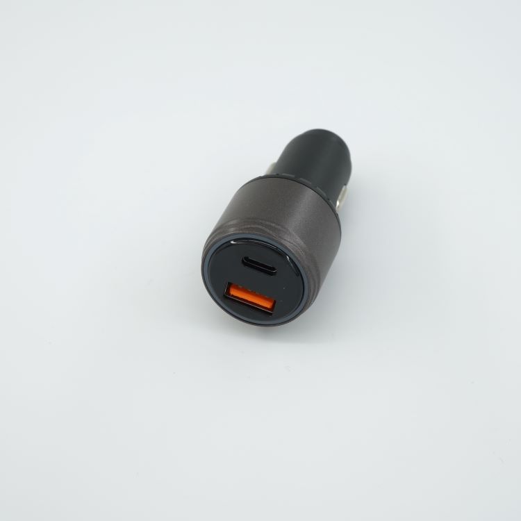 Универсальное автомобильное зарядное устройство usb 63 Вт 1A1C PD для быстрой зарядки