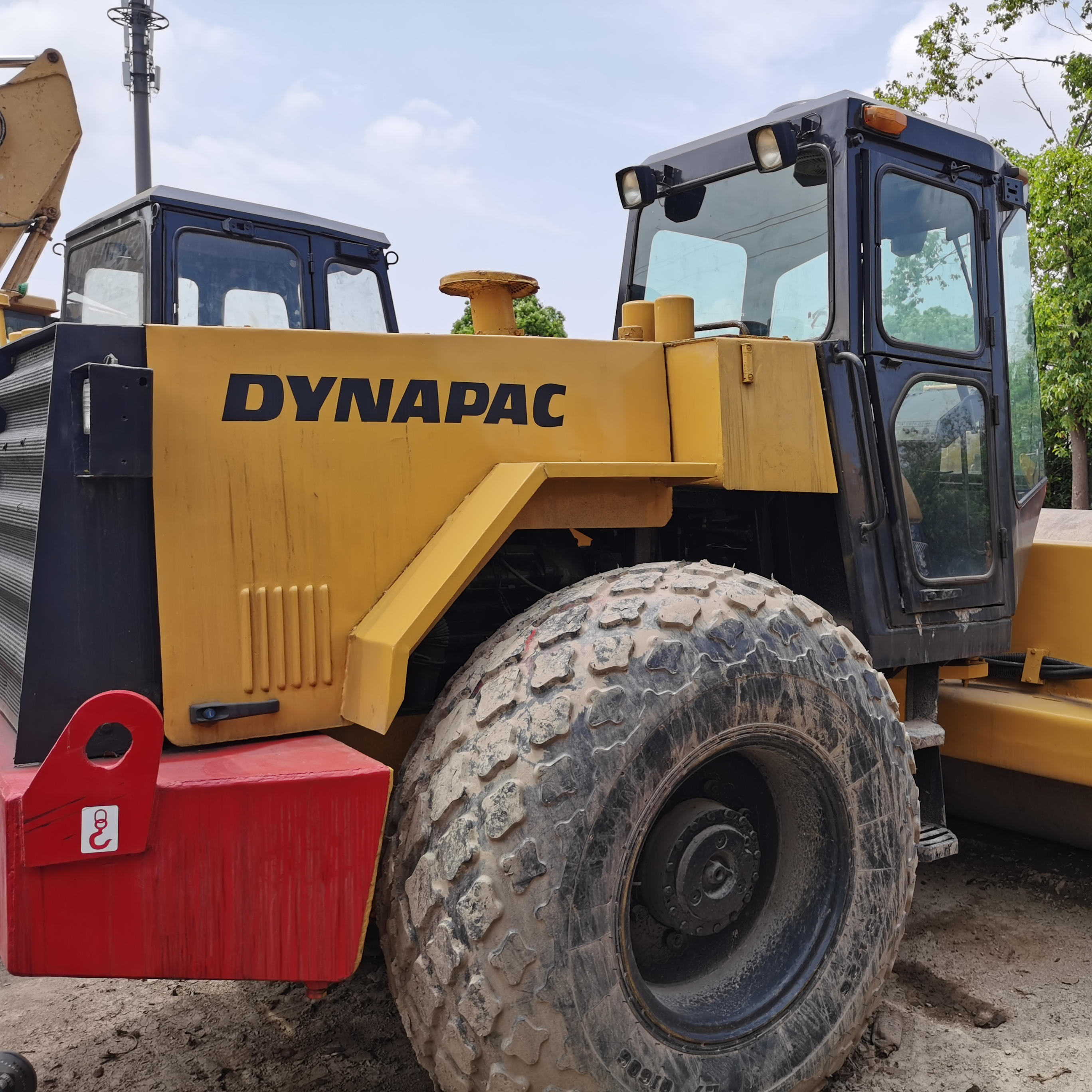 Дорожный каток Danapac CA251D б/у