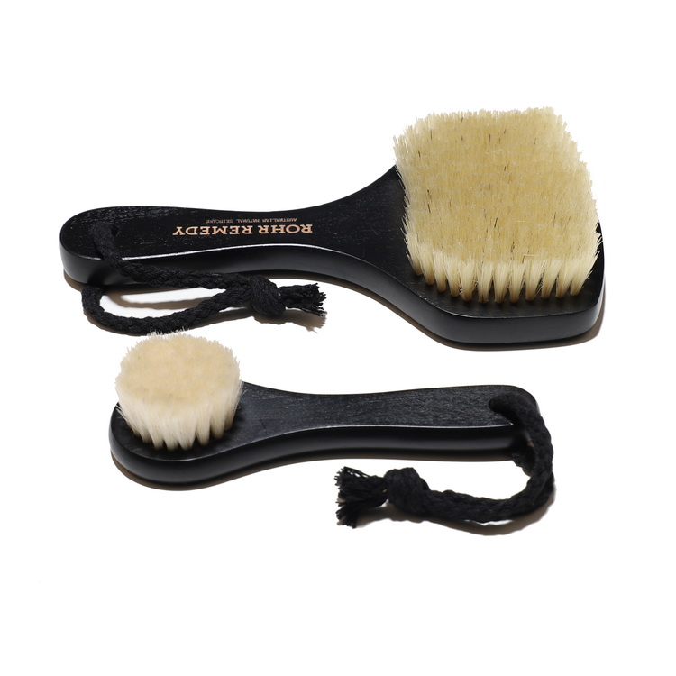 Wholesale new design soft cashmere face brush and custom long handle fan-shaped body exfoliating bath body brush