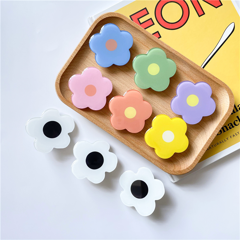 2021 new arrivals Acrylic flower mobile phone holder Epoxy phone grip color flower shaped for cell phone socket