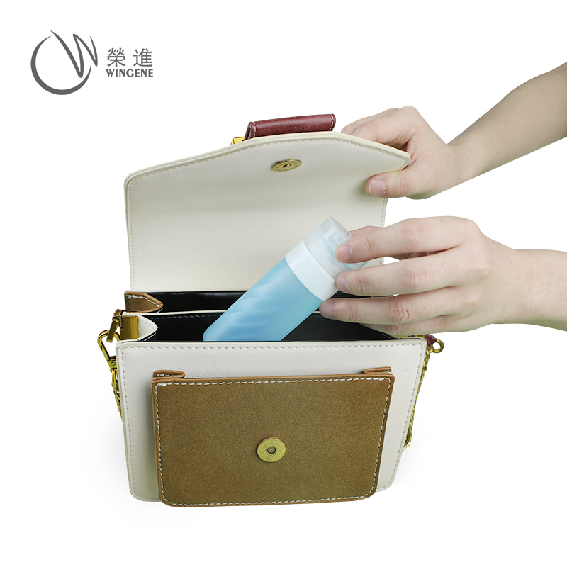 Factory Wholesale Toiletries Accessories Squeezable Portable Silicone Travel Shampoo Bottle