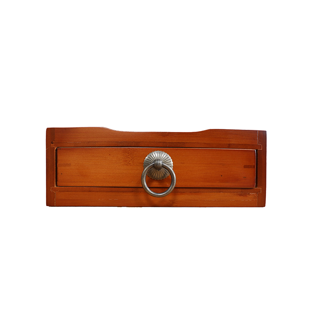 The tawny bamboo storage box