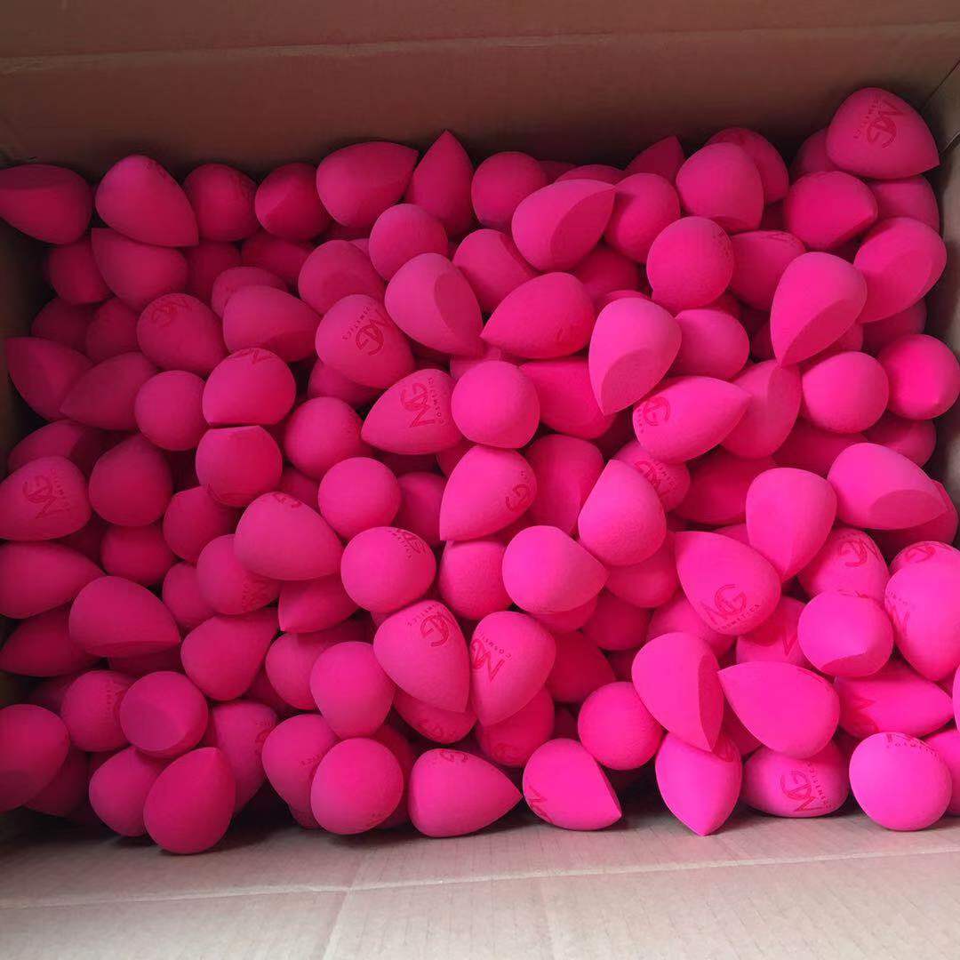 New Top Fashion Cosmetic Puff Sponge Water Droplets Soft Beauty Makeup Sponge Puff wholesale sponge