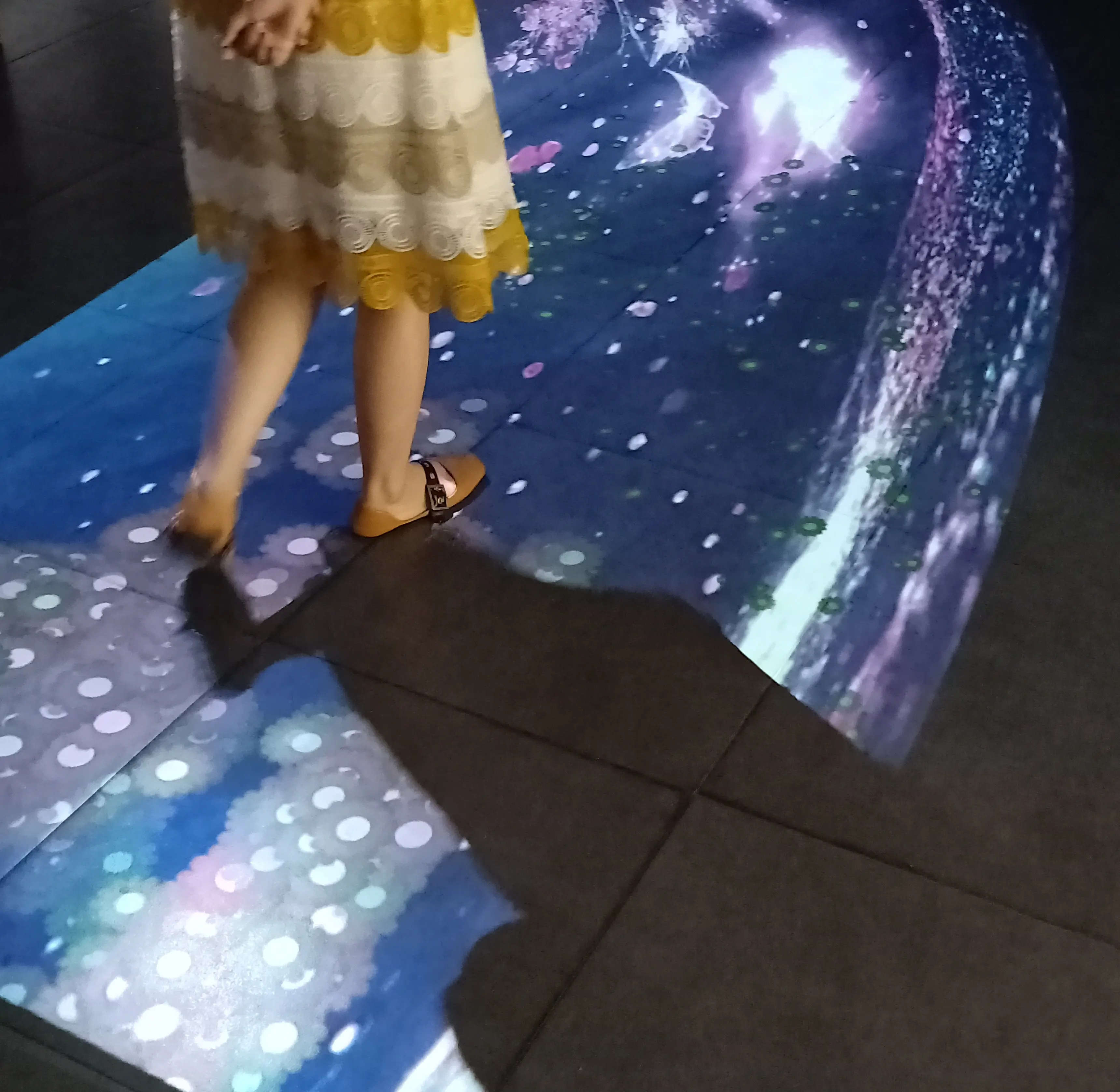 2020 wholesale Defi interactive floor projection for kids basic version