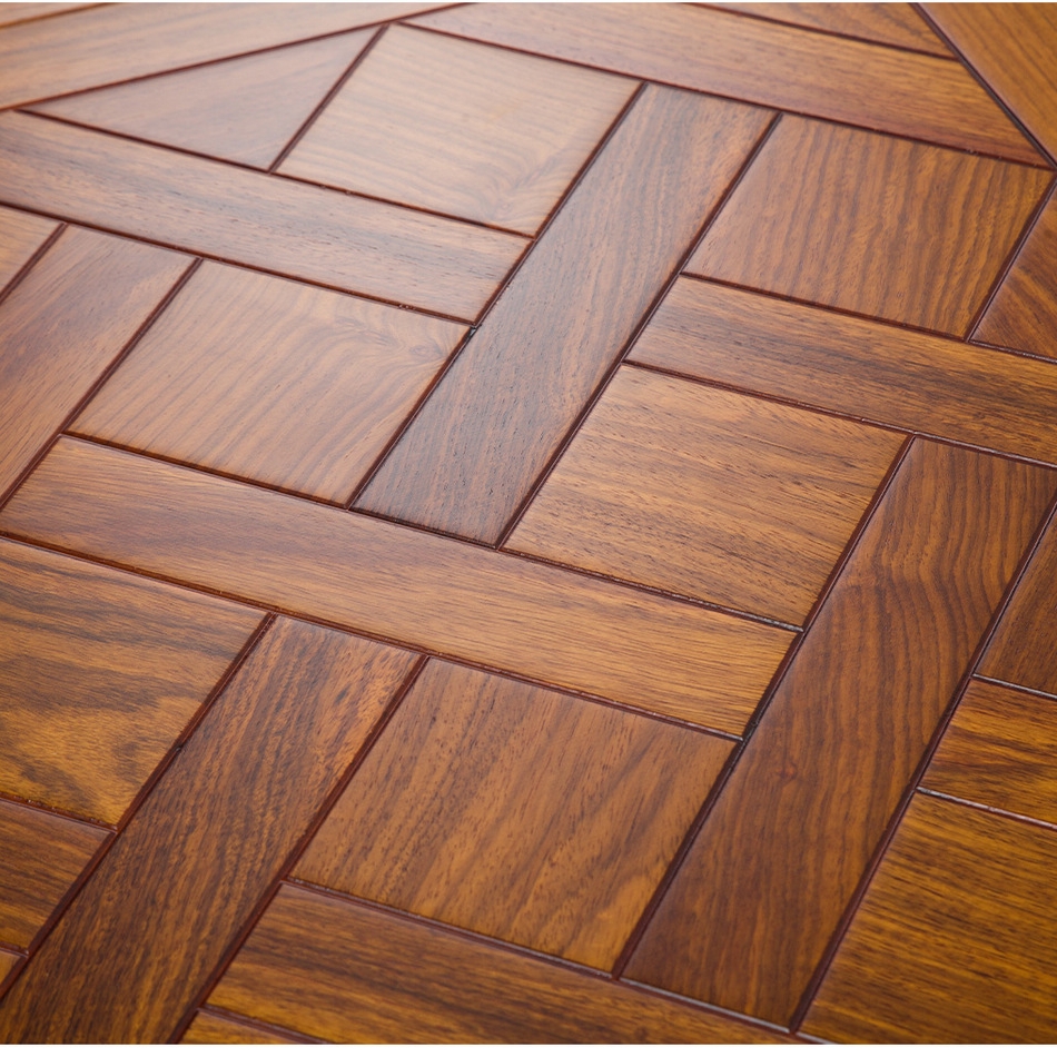 Solid Wood Interior Hardwood Flooring Smooth Walnut Flooring Waterproof Wood Floor