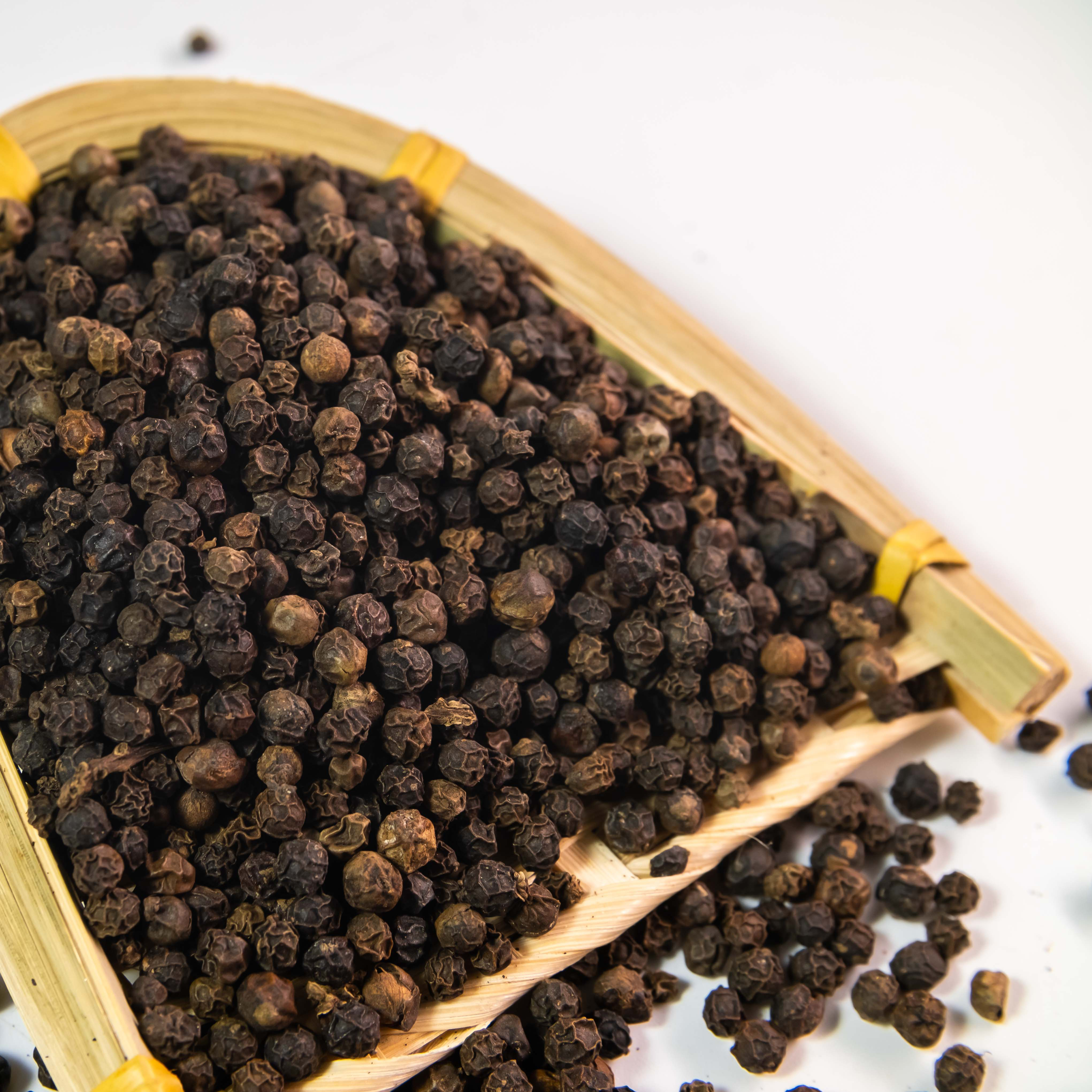 Manufacturers Supply peppercorn Dried Granule Black Pepper for Cooking single spices and food seasoning pepe nero
