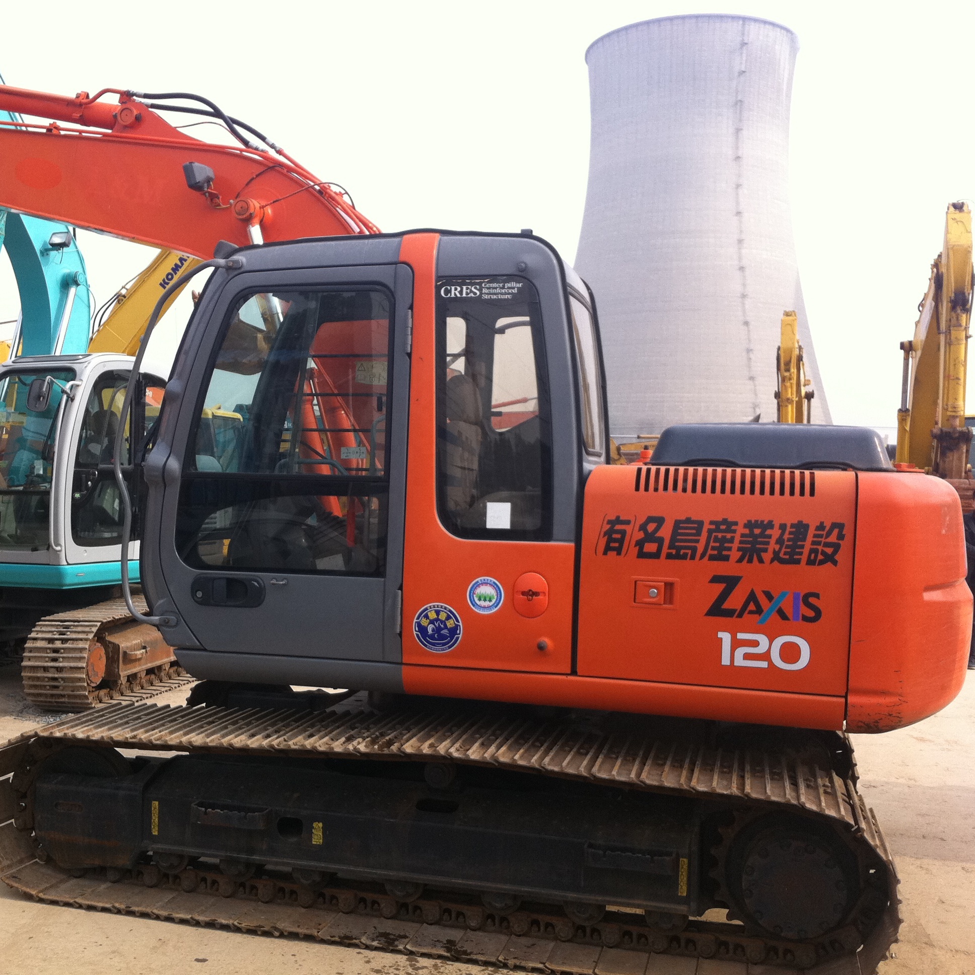 Б/у Экскаватор Hitachi ZX120