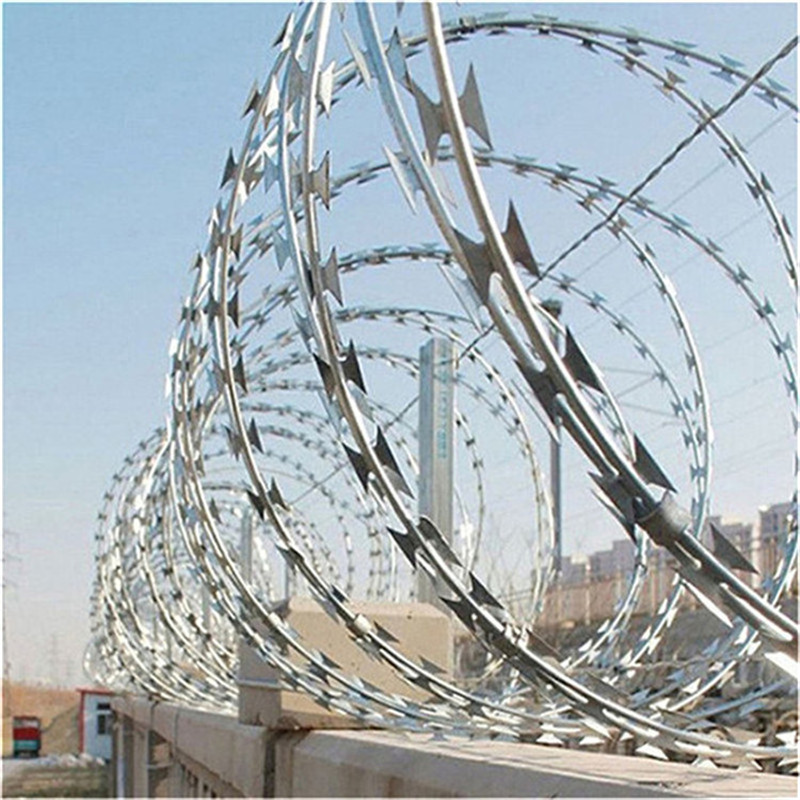 high quality galvanized razor wire mesh fence for sale