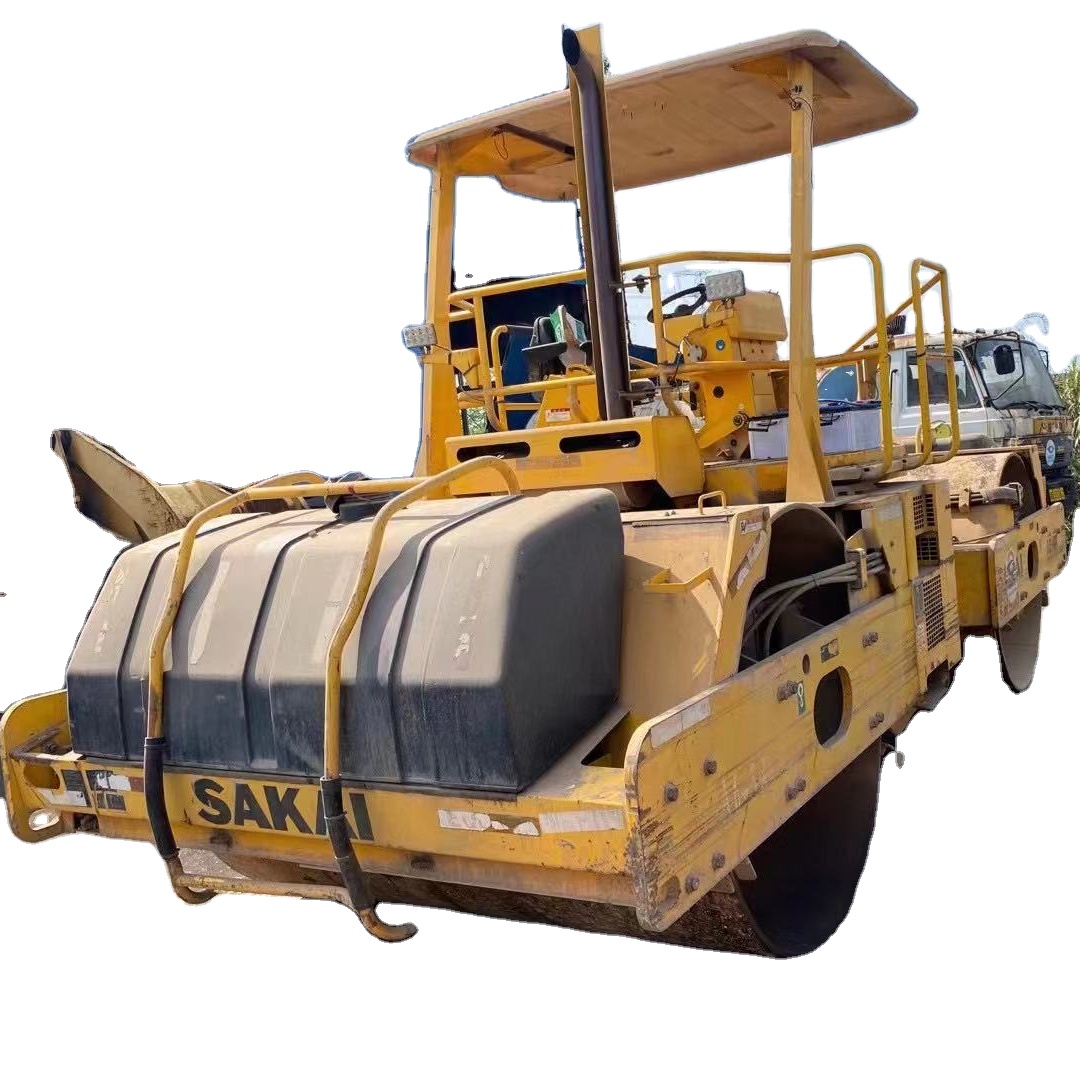 Japan Used vibratory Road Roller compactor SAKAI SW900