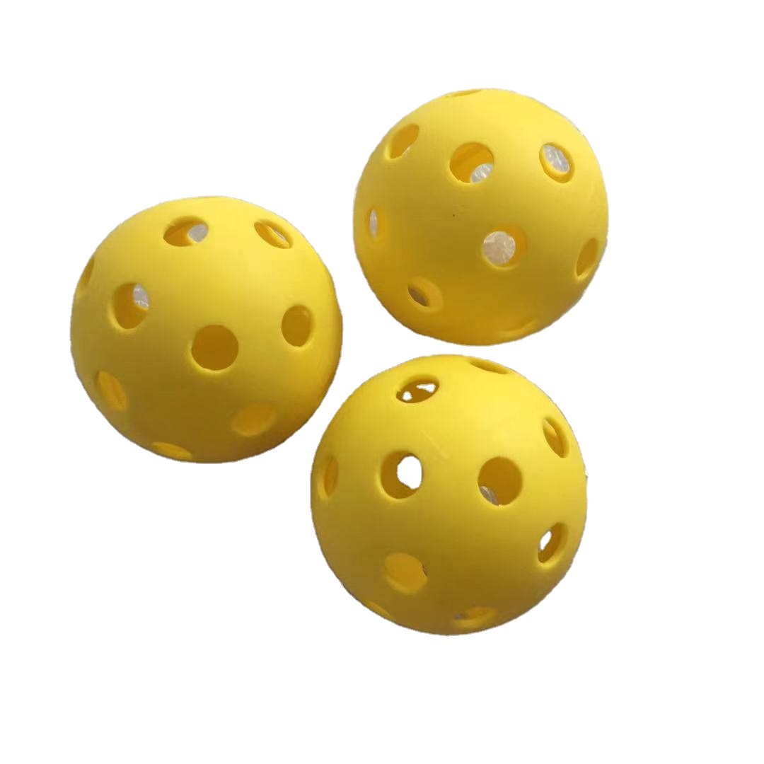 Golf Training Balls Plastic Airflow Hollow with 26 Hole Baseballs Outdoor Golf Practice Balls Golf Accessories