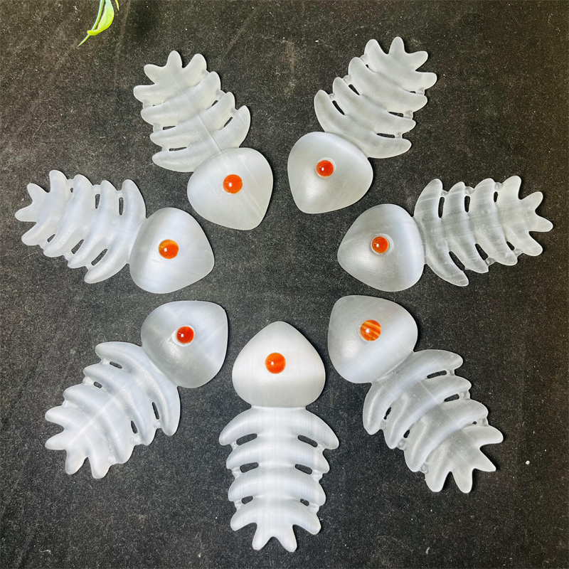 Hot Selling Natural Crystal Crafts Gemstone Hand Carving Animals Polished Selenite Fish Bone For Decoration