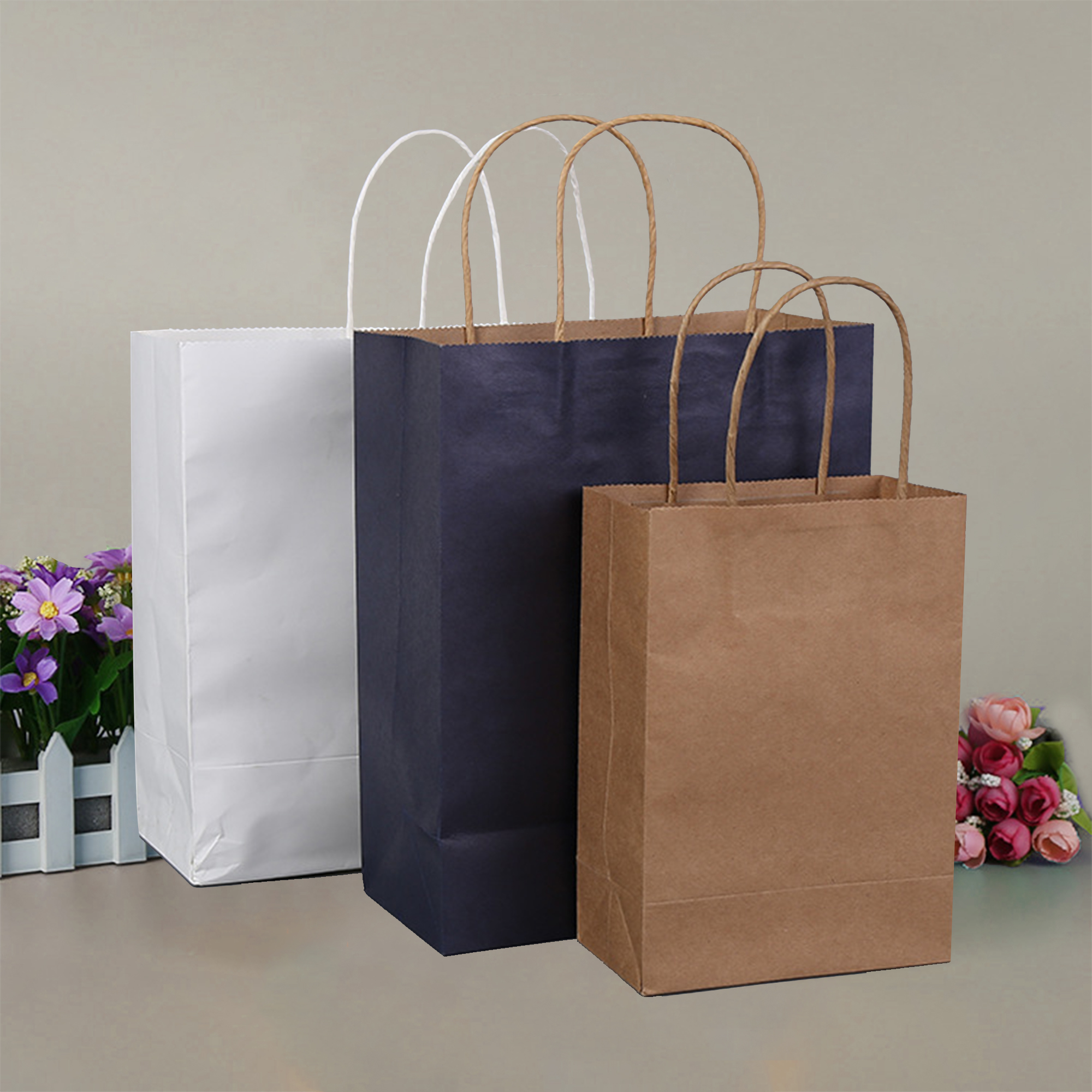 Recyclable kraft paper bag shopping bag Gift Bag With Handles