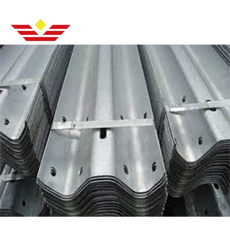 Оцинкованная armco flex w луч шоссе ограждения в дорожном барьер стоимость за ногу цена