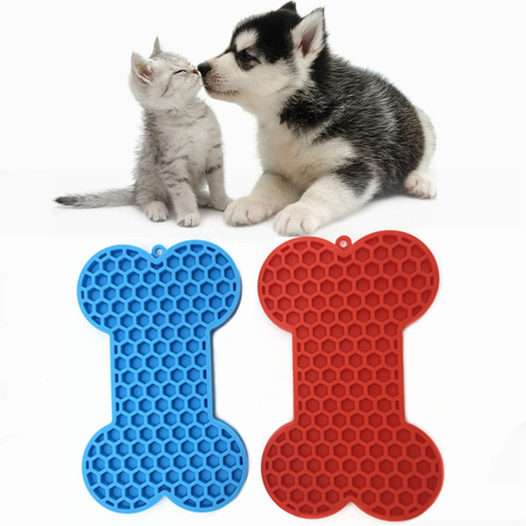 Pet Dog Lick Pad Bath Washing Distraction Lick Silicone Dog Food Mat Dog Slow Feeder