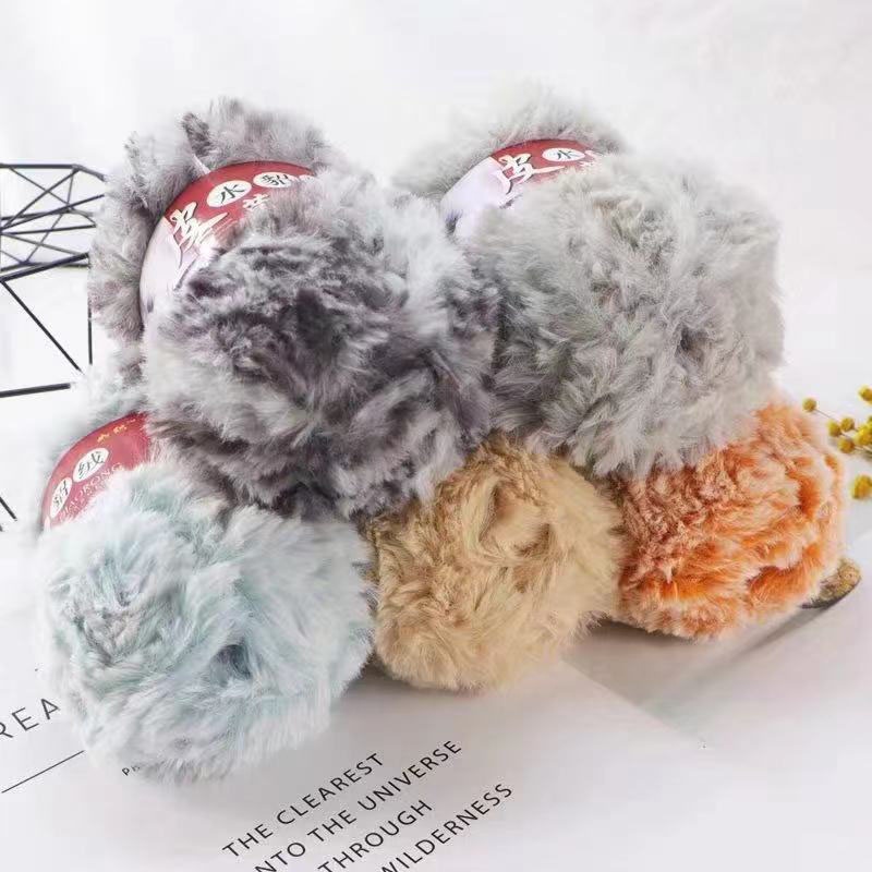 Latest hot sale soft and environmentally friendly knitting yarns fashion hand chunky recycled crochet melange yarn