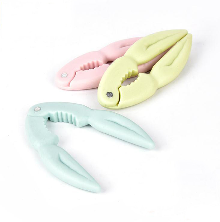 Plastic Seafood Crackers With Non-Slip Grip For Crab Legs Kitchen Tools