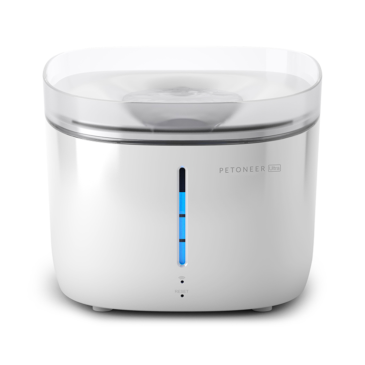 Автоматический умный фонтан для домашних животных Petoneer UV с сертифицированной степенью стерилизации 99.7% и управлением через приложение