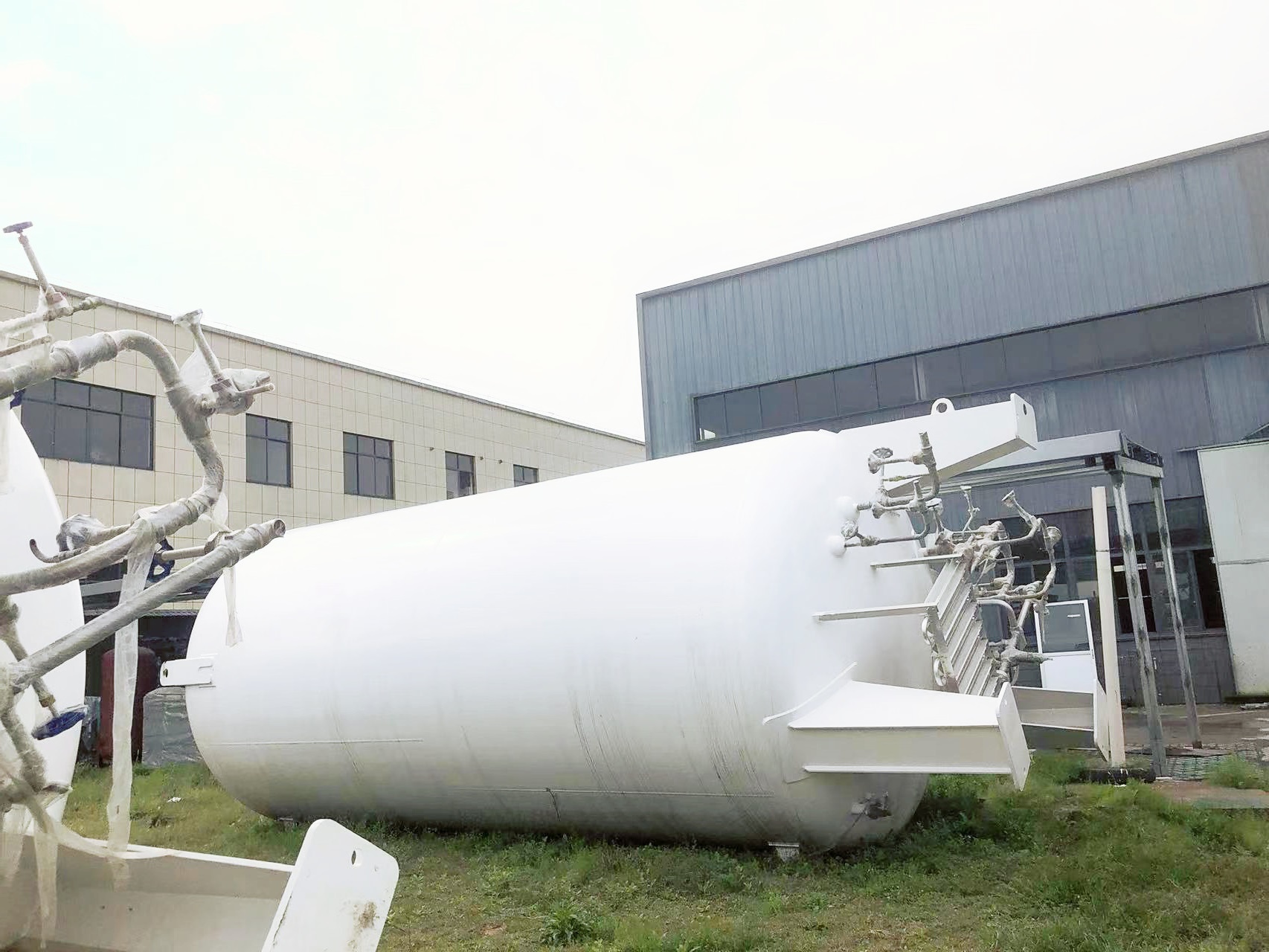 Криогенный жидкий Воздушный бак для хранения LOX LN2 LAR DN1400x2910x8/1