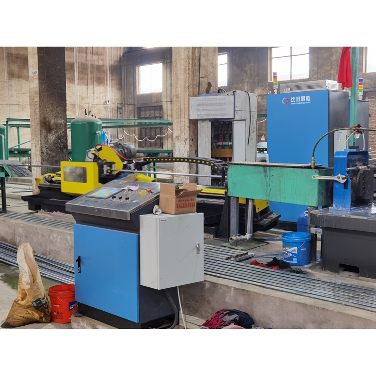 Top Quality Automation High Efficiency Large Volume Tool Laser Metal Pipe Cutting Machine