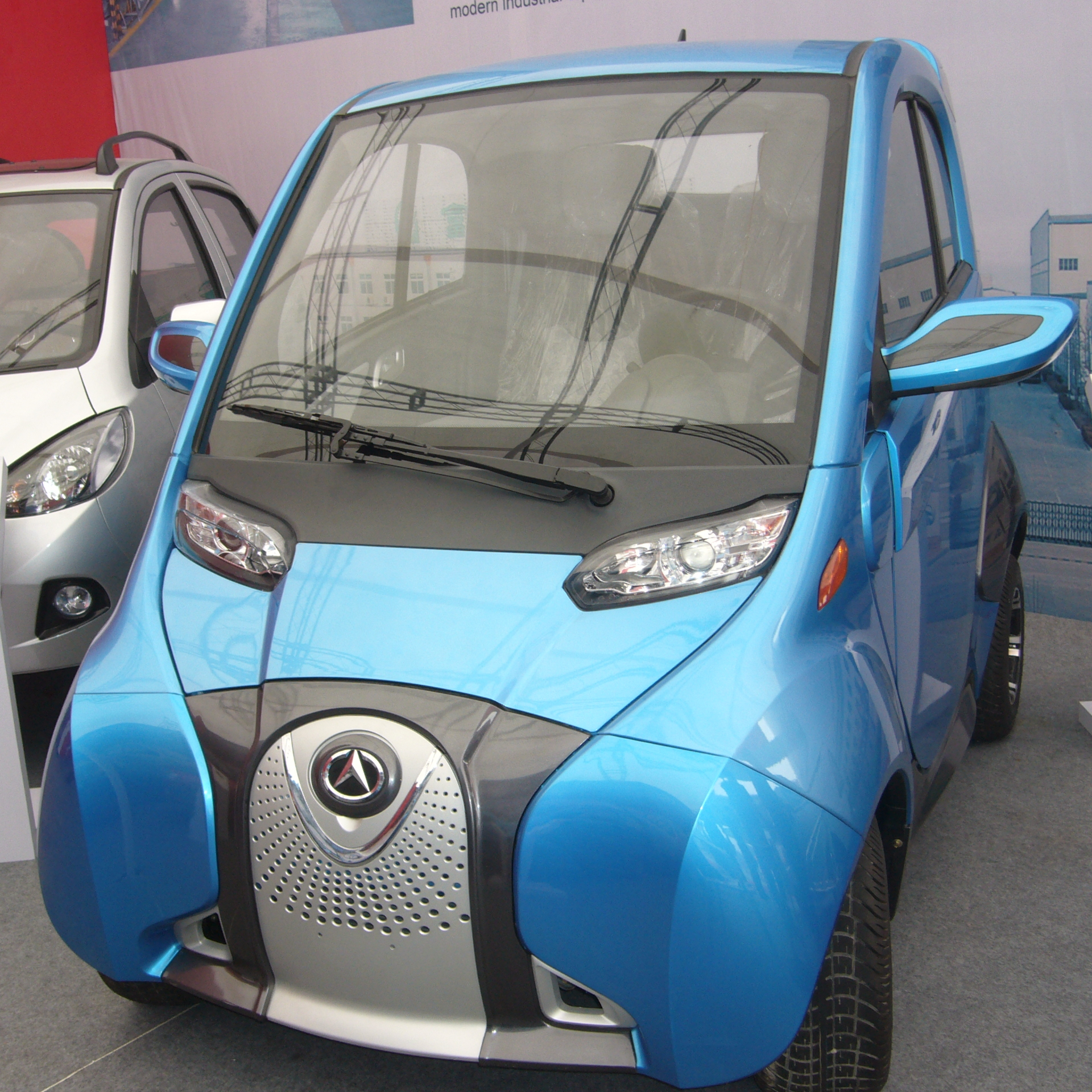 High quality 4 Wheels Adult Two Seater Electric Smart Vehicles For Disabled Persons