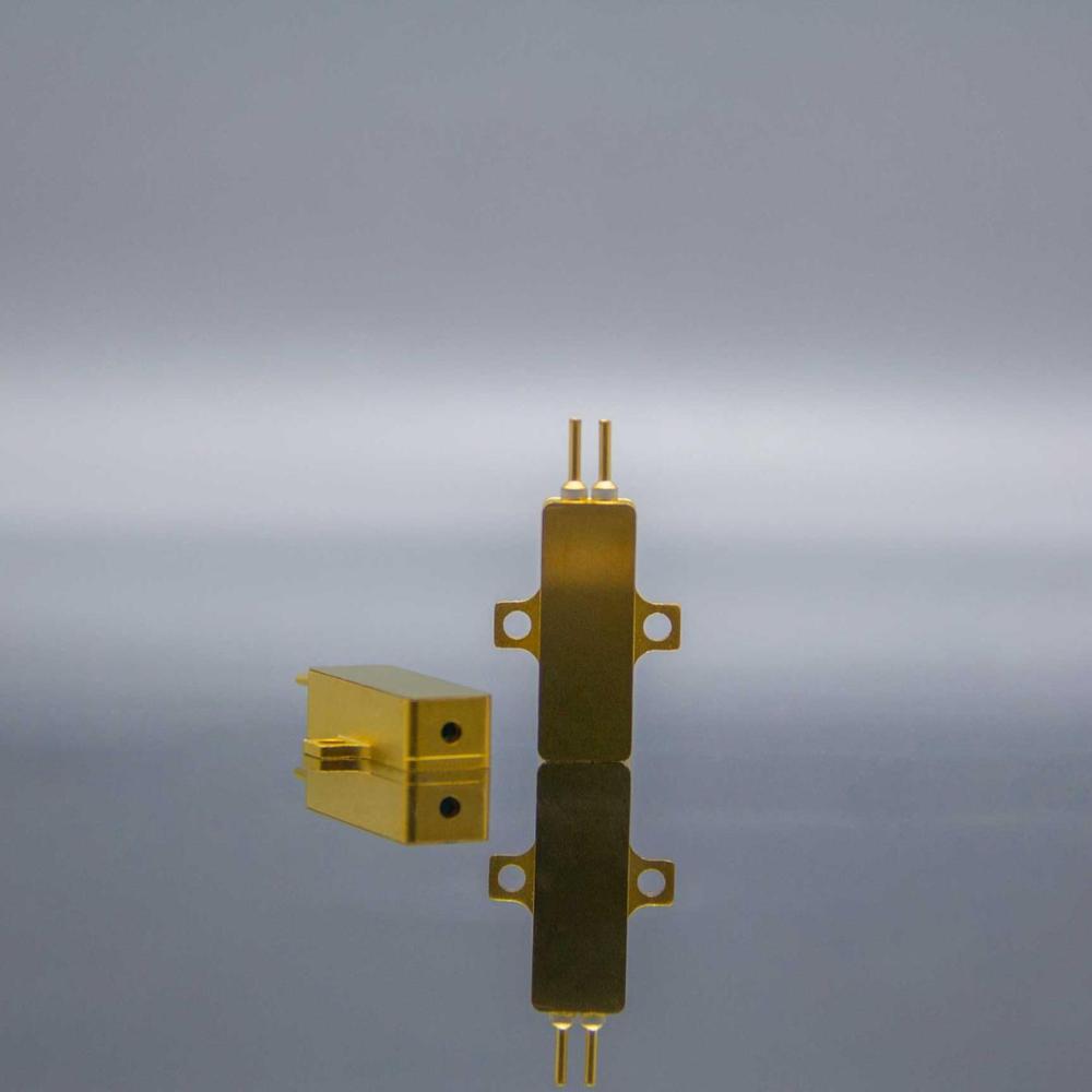1535nm Er стеклянный глаз безопасный лазерный передатчик