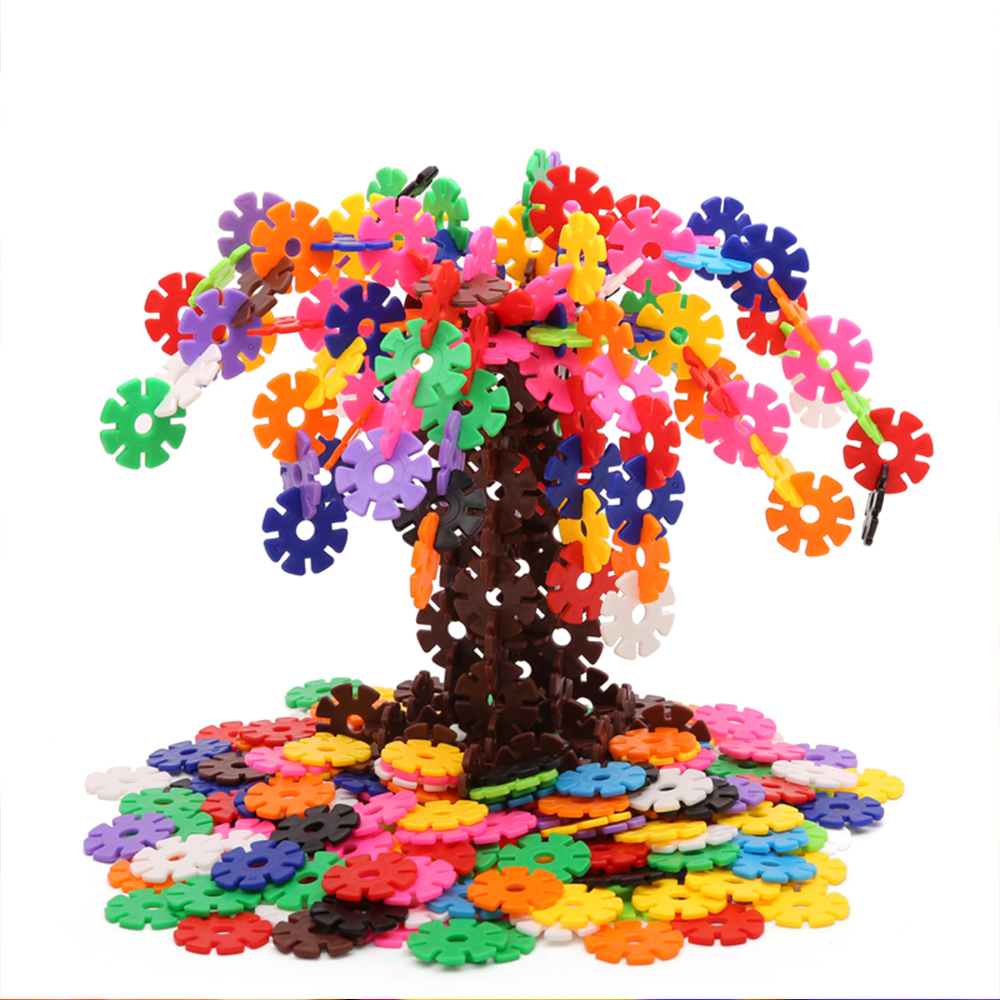 Popular eBay hot educational toys plastic colorful snowflakes building blocks