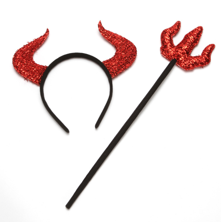 The new best-selling Halloween headband party of 2021 is dressed up in a weird way