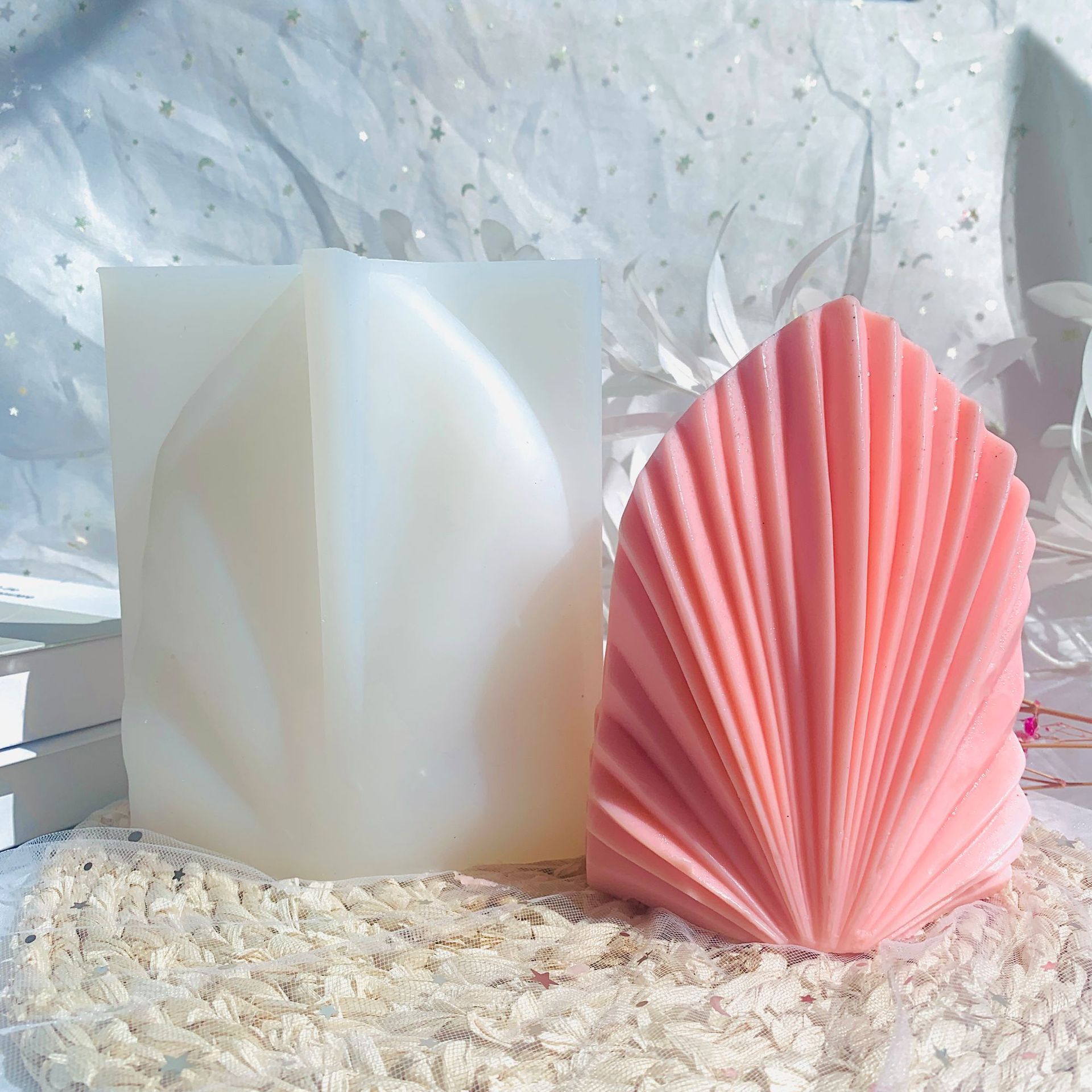 008 New DIY creative big shell palm leaf scented candle Epoxy set decoration silicone mold big scallop cake decoration mold