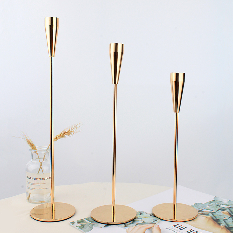 2021Factory Hot Selling Luxurious Metal Set Of Three Metal Candle Holder Candlestick