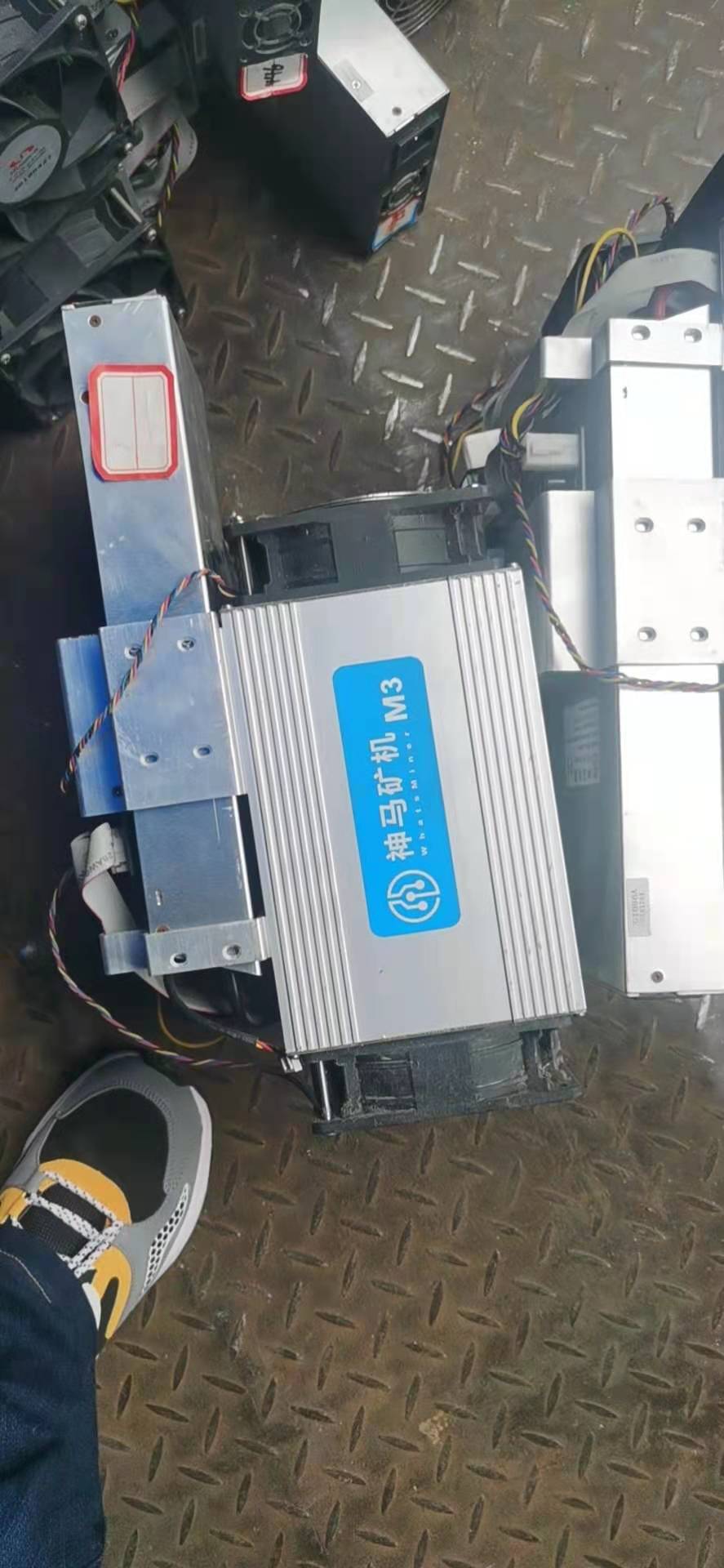 Second hand used Whatsminer ASIC Bitcoin m3 test video M3 M3X in stock quick delivery