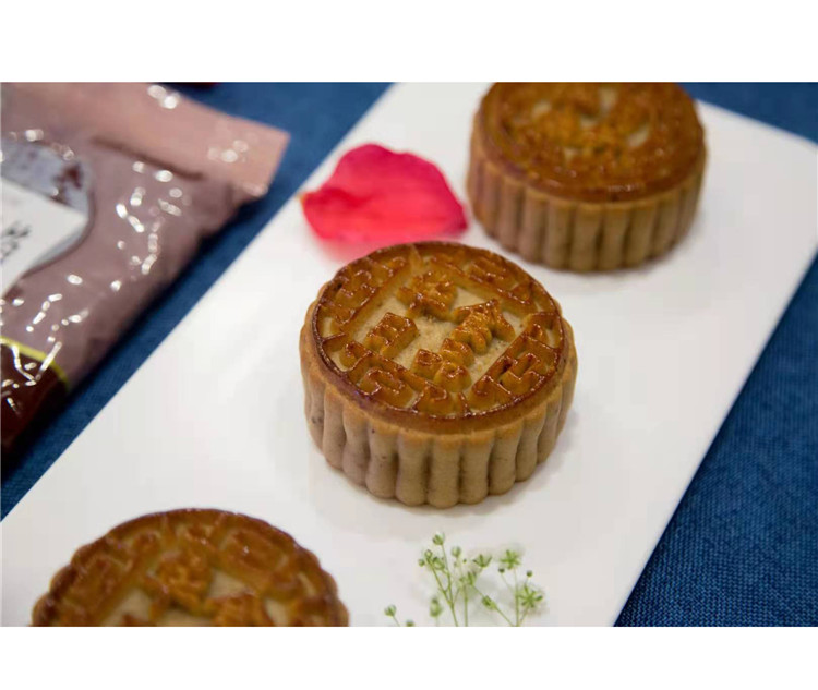 New Product Mid-autumn Festival Multi-flavored Red Bean Paste and Five-ren Moon Cakes Wholesale in Bulk