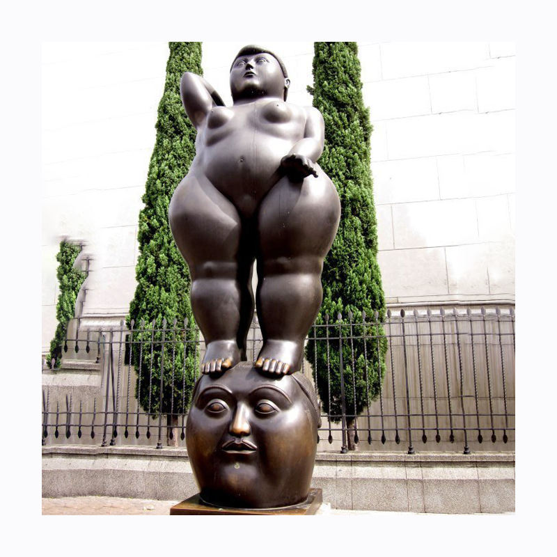 Бронзовая статуя Botero, скульптура пухлая женщина на голове
