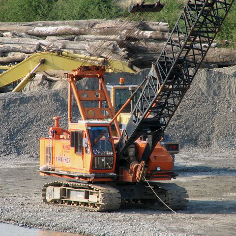 Б/у гусеничный кран Hitachi KH100, 30 тонн, оригинальный, сделано в Японии