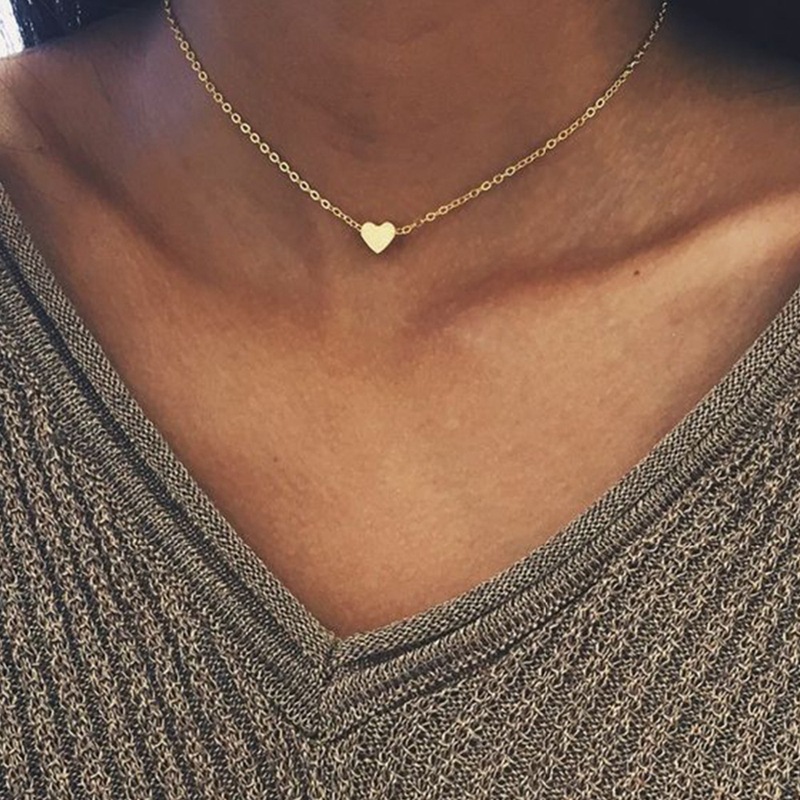 Simple 316L Stainless Steel Small Love Heart Clavicle Chain Necklace 18K Gold Plated Heart Shaped Pendant Choker Necklace