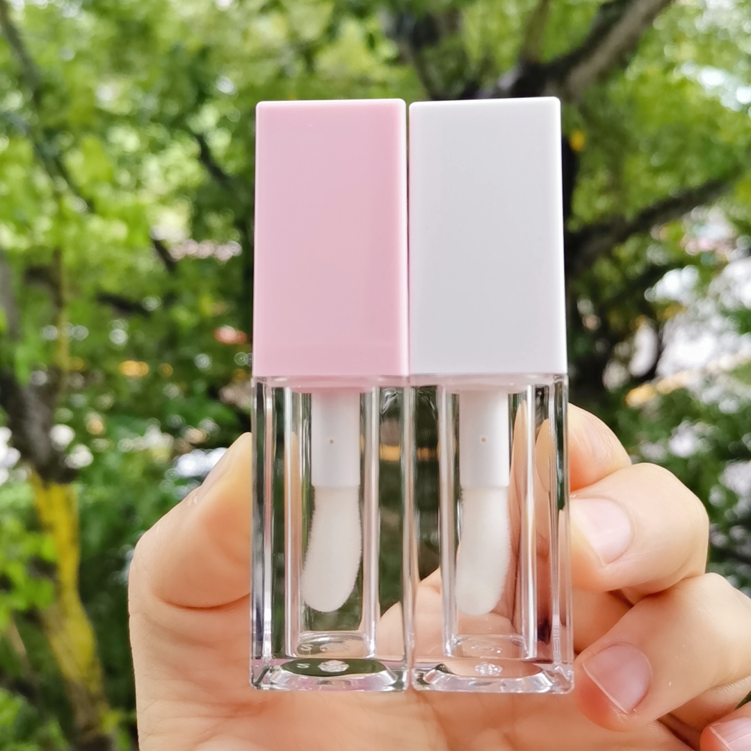 Custom Logo 5ml Big Wand Big Brush Applicator White Pink Square Cosmetics Packaging Lipgloss Container Lip Gloss Tubes