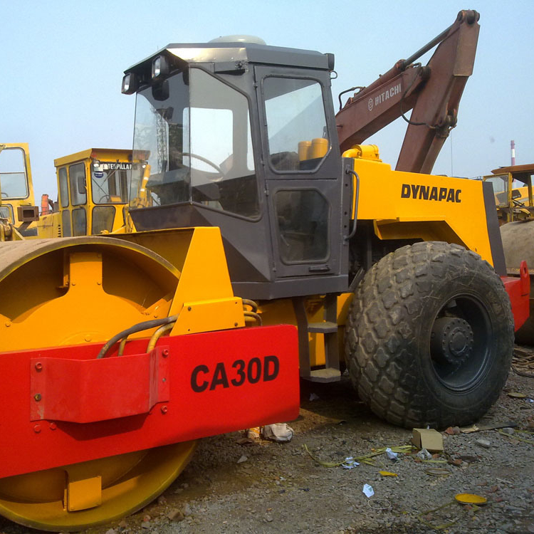 used GOOD QUALITY dynapac CA30D/CA25D compactor/GOOD PRICE NOW