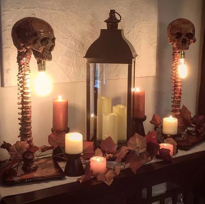 2021 Latest Halloween Horror Skeleton Lamp Post Home Design Luxury Sculpture Decoration Resin Crafts