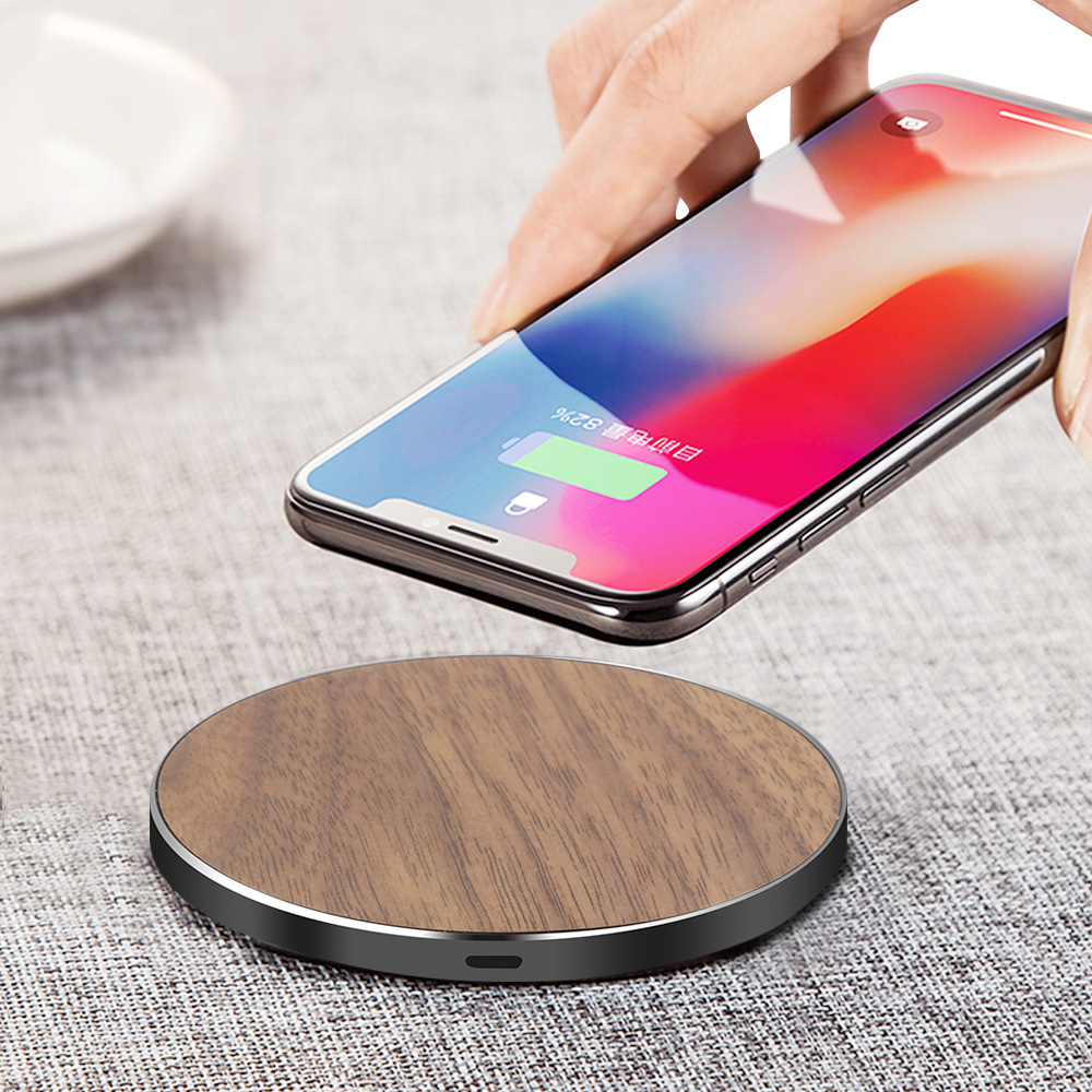 Wooden wireless charger 10W fast charge for Apple 12pro mobile phone magsafe charging can be customized