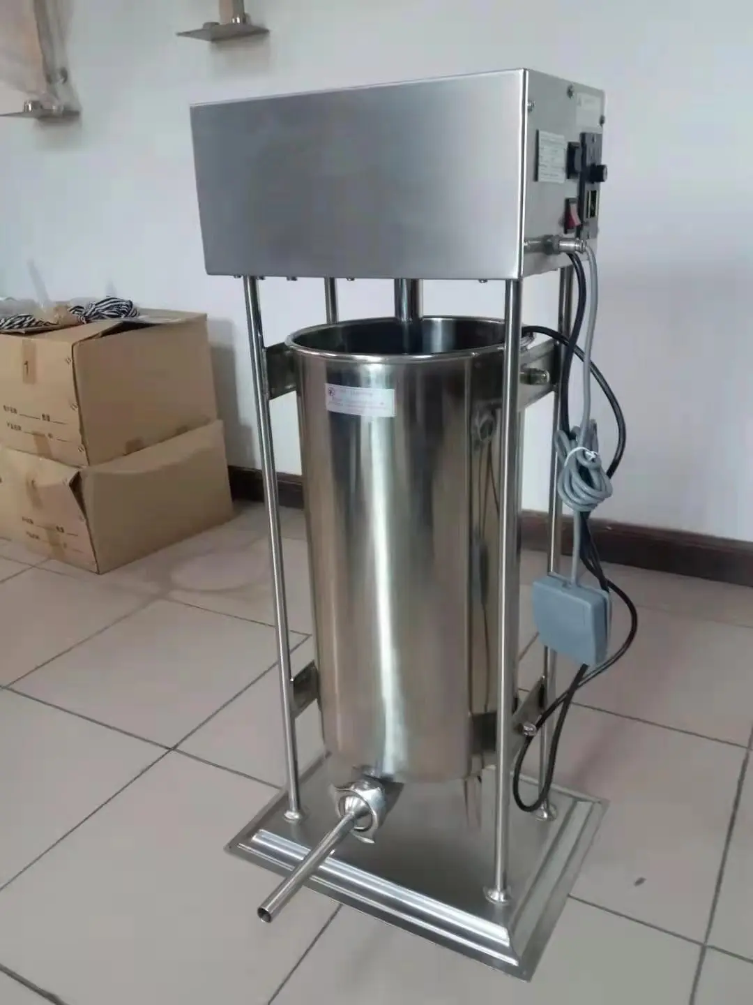 Factory Price Fully Automatic Hydraulic Enema Machine For Sausage Production