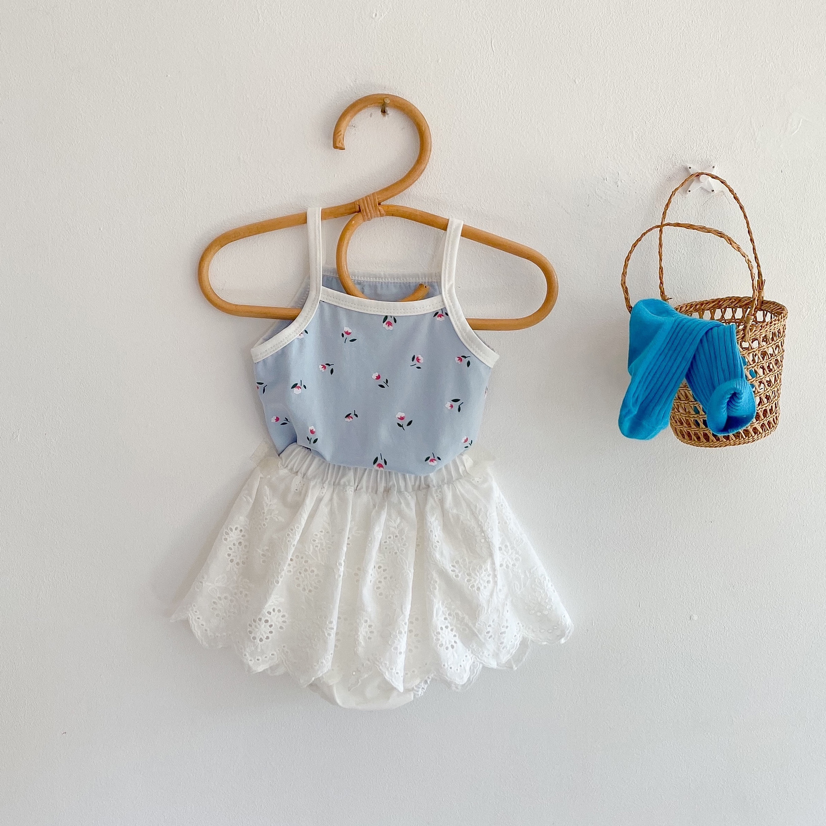 Fashion 2021 baby suit summer baby strap printed vest + lace skirt pants suit 2 pieces suit