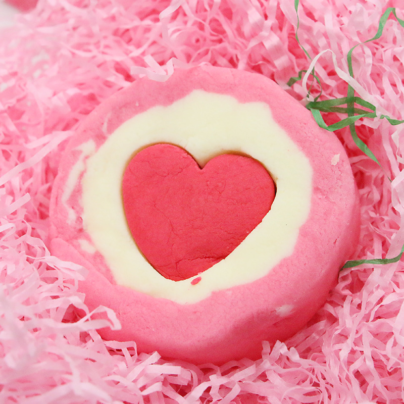 Heart-shaped bubble bath, rose scented bath salt ball, essential oil bath