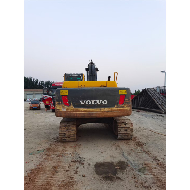 Cheap Used High Operating Efficiency Hydraulic Crawler Excavators for sale