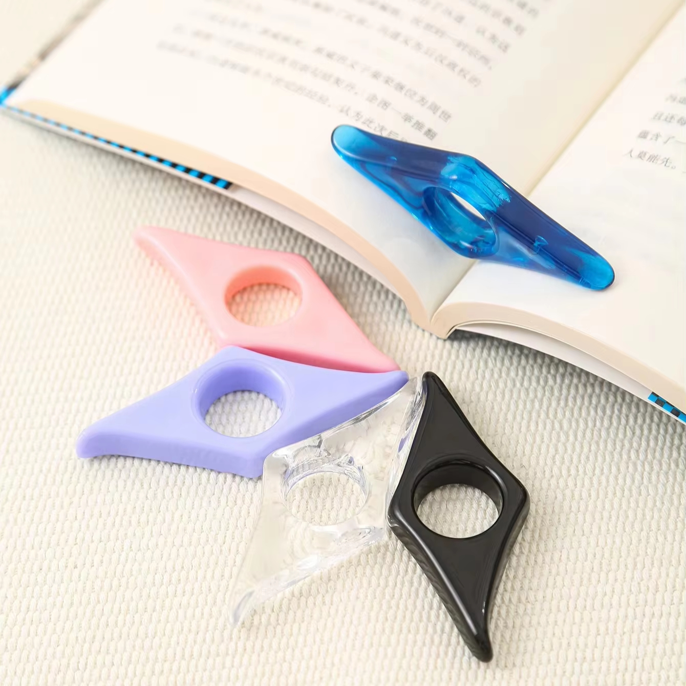 Acrylic Thumb Book Support with Bookstand Reading Assistant Bookmark Press Stylish Storage Holder & Rack