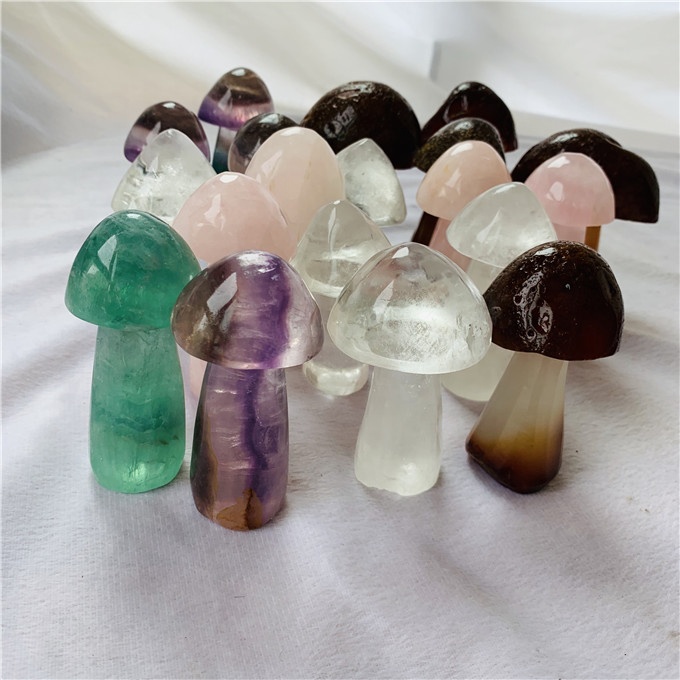 Wholesale rock Quartz Crystal Mushroom mineral stone crystal carved mushroom cheap gifts