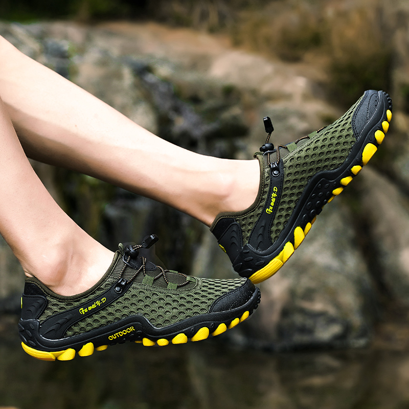 Summer Breathable Men Hiking Shoes Mesh Outdoor Men Sneakers Climbing Men upstream shoes Quick-dry Water Shoes